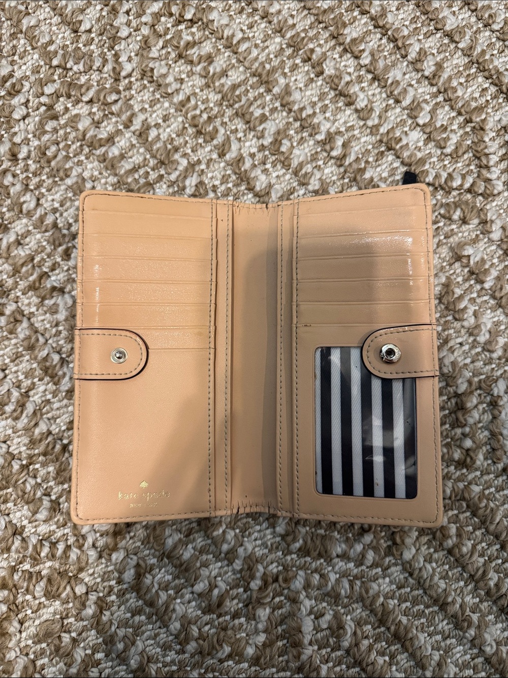 kate spade Black Pebbled Leather Continental Wallet with Gold Logo - Picture 3 of 3